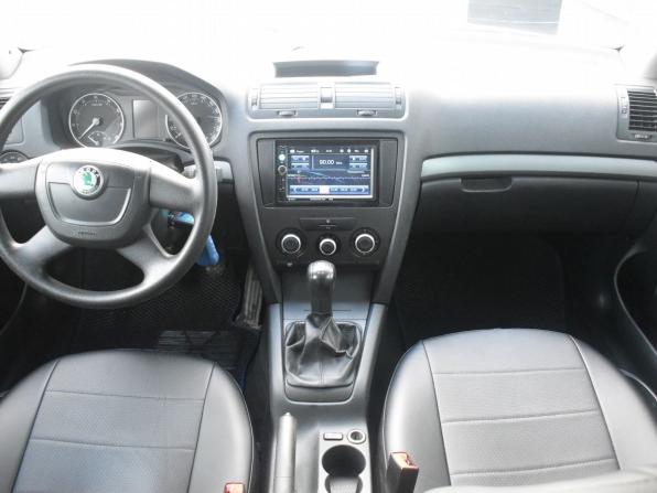 Skoda Octavia II (A5) Рестайлинг с пробегом 2011 года, цена 843 000 рублей, 134642 км, лифтбек, Автокод Объявления