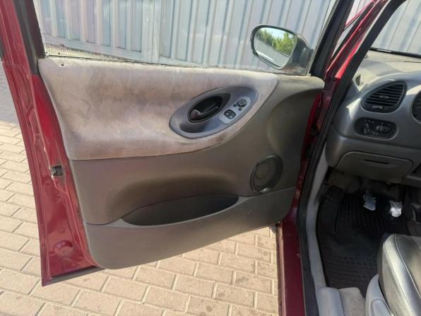 Ford Galaxy I с пробегом 1996 года, цена 249 000 рублей, 353750 км, минивэн, Автокод Объявления