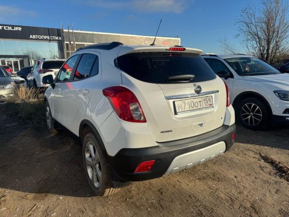 Opel Mokka I с пробегом 2014 года, цена 1 135 000 рублей, 112113 км, внедорожник, Автокод Объявления
