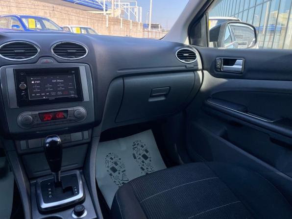 Ford Focus II Рестайлинг с пробегом 2009 года, цена 756 000 рублей, 268092 км, хэтчбек, Автокод Объявления
