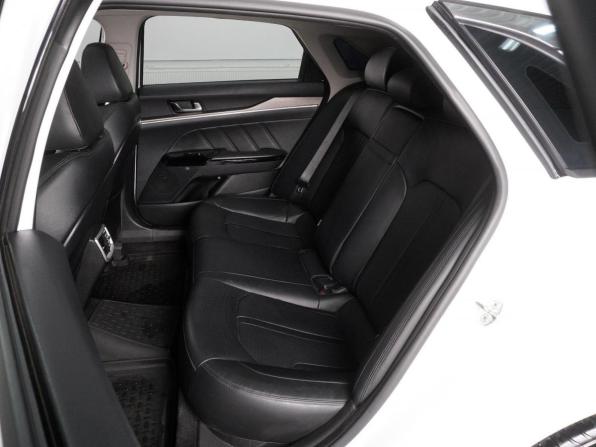 Kia K5 III с пробегом 2023 года, цена 3 359 000 рублей, 51486 км, седан, Автокод Объявления