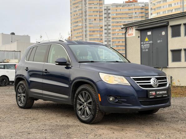 Volkswagen Tiguan I с пробегом 2010 года, цена 895 000 рублей, 269410 км, внедорожник, Автокод Объявления