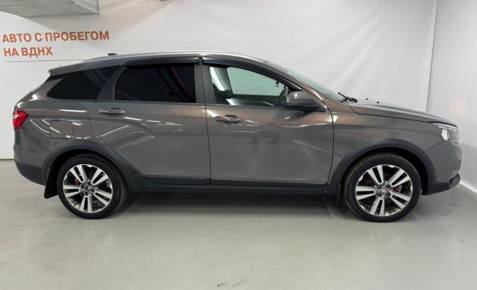Lada (ВАЗ) Vesta I с пробегом 2022 года, цена 1 307 000 рублей, 41938 км, универсал, Автокод Объявления