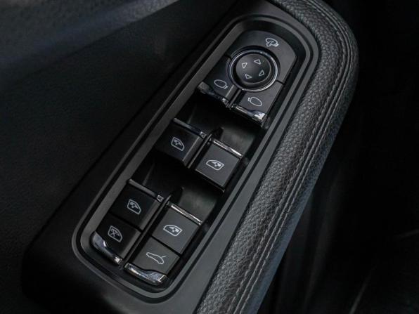 Porsche Macan I с пробегом 2018 года, цена 3 299 000 рублей, 93649 км, внедорожник, Автокод Объявления