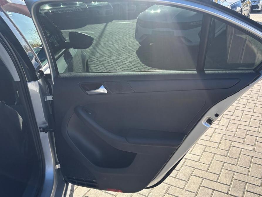 Volkswagen Jetta VI Сыктывкар  - изображение 10