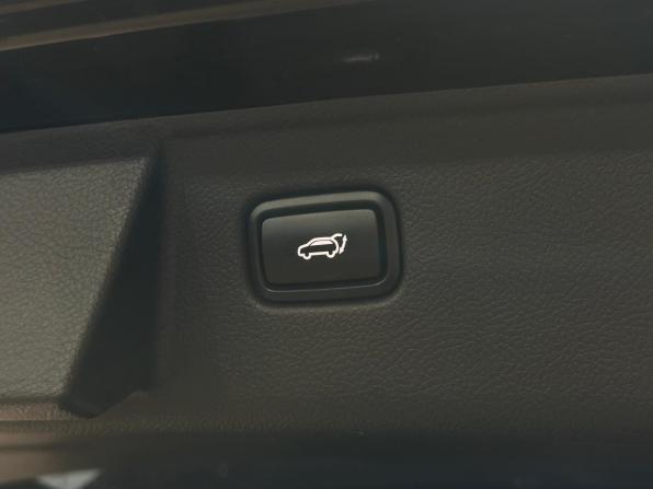 Kia Mohave I Рестайлинг 2 с пробегом 2021 года, цена 5 980 000 рублей, 30483 км, внедорожник, Автокод Объявления