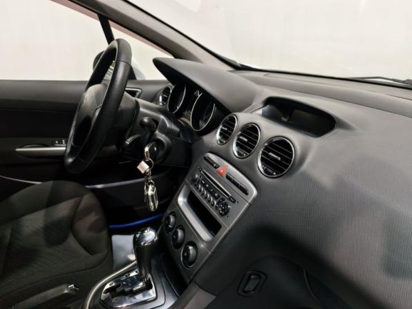 Peugeot 308 I Рестайлинг с пробегом 2011 года, цена 575 000 рублей, 130515 км, хэтчбек, Автокод Объявления