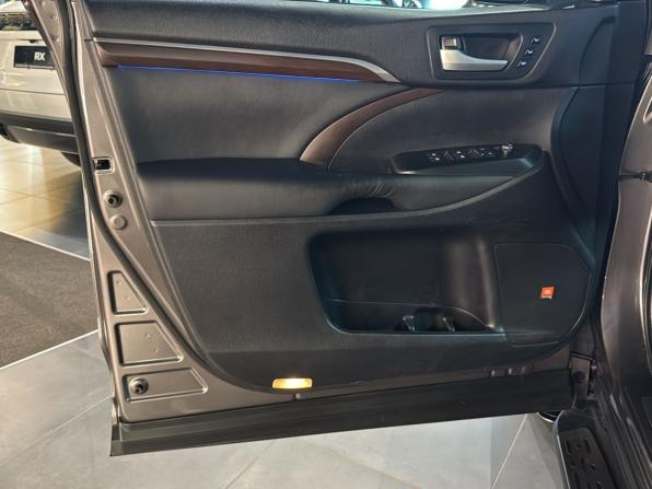 Toyota Highlander III (XU50) с пробегом 2014 года, цена 2 450 000 рублей, 219200 км, внедорожник, Автокод Объявления