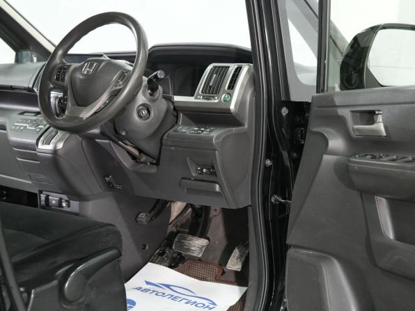 Honda Stepwgn IV Рестайлинг с пробегом 2012 года, цена 1 470 000 рублей, 194406 км, минивэн, Автокод Объявления