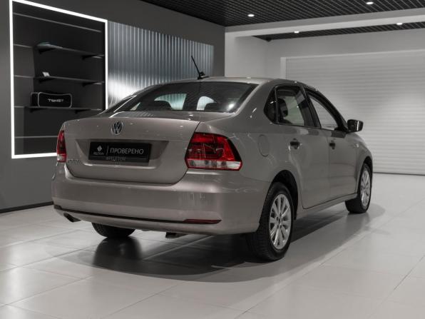 Volkswagen Polo V Рестайлинг с пробегом 2017 года, цена 1 145 000 рублей, 97111 км, седан, Автокод Объявления