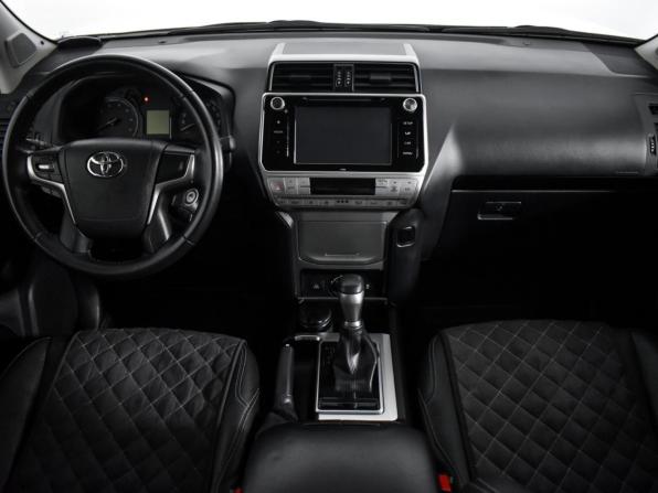 Toyota Land Cruiser Prado 150 Series Рестайлинг 2 с пробегом 2019 года, цена 4 990 000 рублей, 72135 км, внедорожник, Автокод Объявления