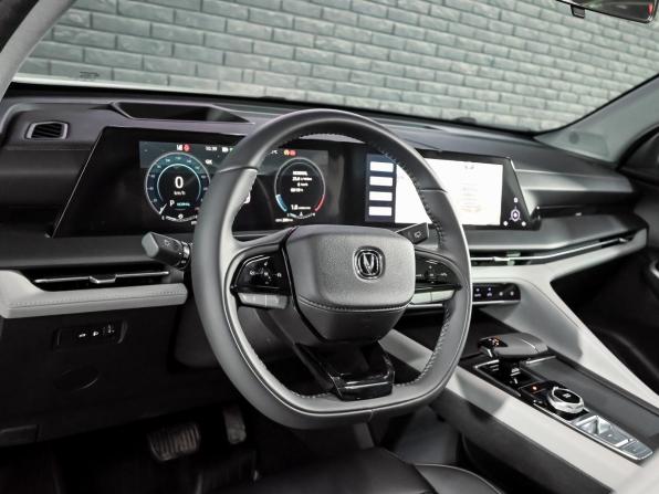 Changan CS75 Plus III с пробегом 2024 года, цена 3 200 000 рублей, 278 км, внедорожник, Автокод Объявления