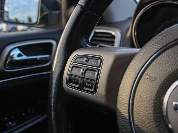 Jeep Grand Cherokee IV (WK2) с пробегом 2012 года, цена 1 560 000 рублей, 278127 км, внедорожник, Автокод Объявления