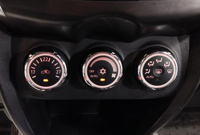 Mitsubishi ASX I с пробегом 2012 года, цена 1 055 000 рублей, 196501 км, внедорожник, Автокод Объявления