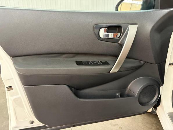 Nissan Qashqai I Рестайлинг с пробегом 2011 года, цена 1 057 000 рублей, 216087 км, внедорожник, Автокод Объявления