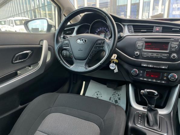 Kia Ceed II Рестайлинг с пробегом 2015 года, цена 1 150 000 рублей, 132000 км, хэтчбек, Автокод Объявления