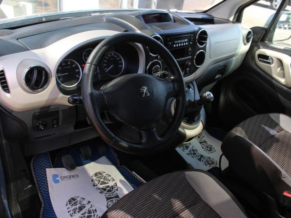 Peugeot Partner II Рестайлинг с пробегом 2012 года, цена 543 000 рублей, 265919 км, компактвэн, Автокод Объявления