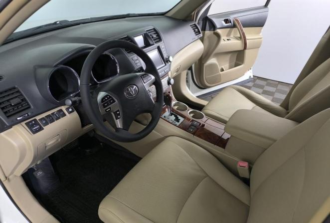 Toyota Highlander II (XU40) Рестайлинг с пробегом 2011 года, цена 1 495 000 рублей, 352535 км, внедорожник, Автокод Объявления