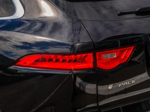 Jaguar F-Pace I с пробегом 2017 года, цена 2 348 000 рублей, 142122 км, внедорожник, Автокод Объявления