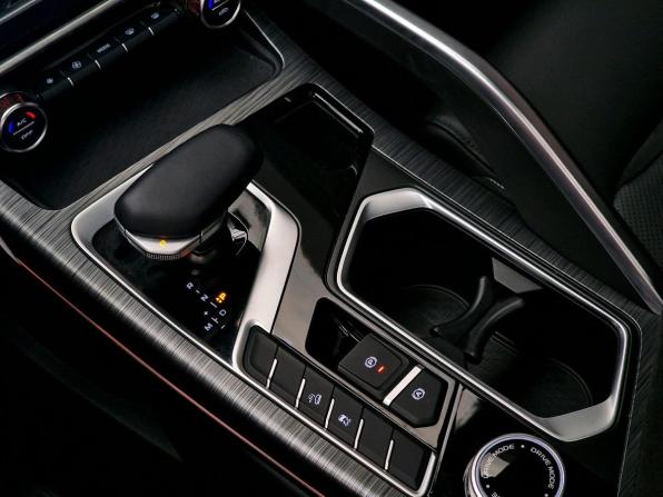 Geely Tugella I Рестайлинг с пробегом 2023 года, цена 2 990 000 рублей, 16087 км, внедорожник, Автокод Объявления