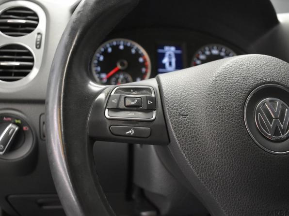 Volkswagen Tiguan I Рестайлинг с пробегом 2015 года, цена 1 350 000 рублей, 92000 км, внедорожник, Автокод Объявления