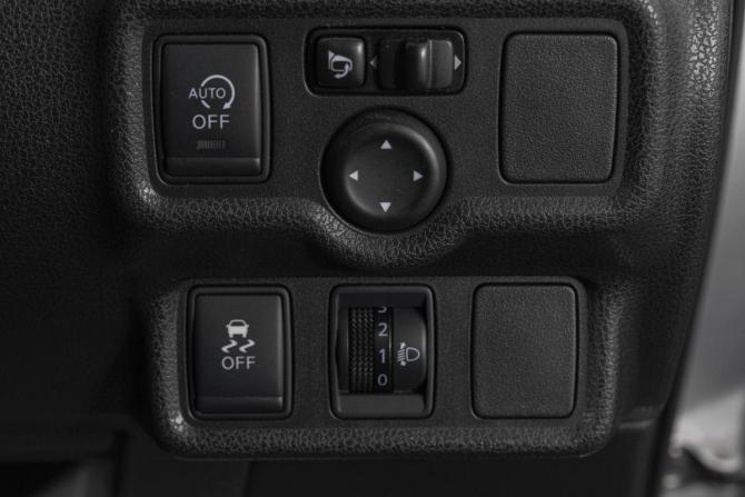 Nissan Note II с пробегом 2015 года, цена 859 000 рублей, 108466 км, хэтчбек, Автокод Объявления