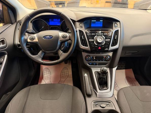Ford Focus III с пробегом 2012 года, цена 879 000 рублей, 110000 км, хэтчбек, Автокод Объявления