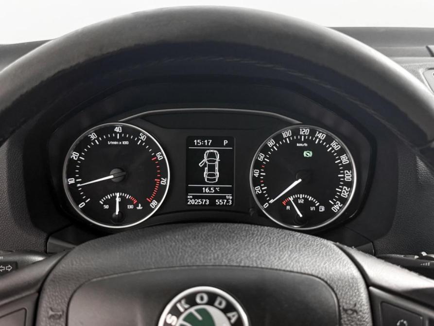 Skoda Octavia II (A5) Рестайлинг Санкт-Петербург  - изображение 18