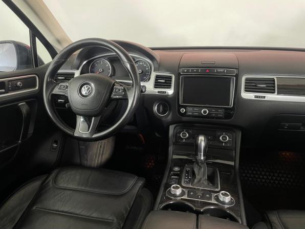Volkswagen Touareg II Рестайлинг с пробегом 2015 года, цена 2 365 000 рублей, 267100 км, внедорожник, Автокод Объявления