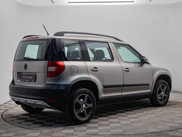 Skoda Yeti I с пробегом 2011 года, цена 798 000 рублей, 71225 км, внедорожник, Автокод Объявления