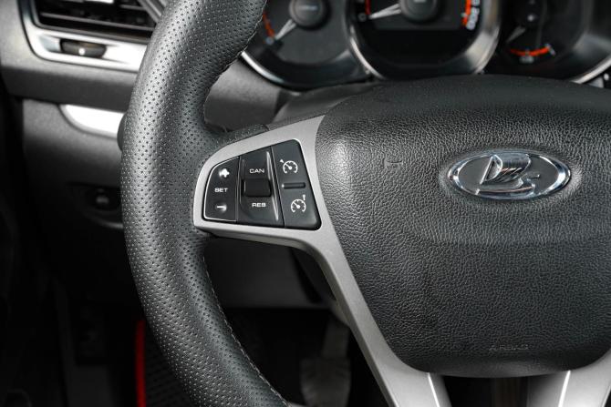 Lada (ВАЗ) Vesta I с пробегом 2020 года, цена 889 000 рублей, 182000 км, седан, Автокод Объявления