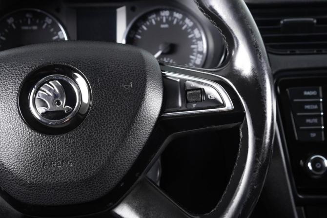 Skoda Octavia III (A7) с пробегом 2014 года, цена 899 000 рублей, 261000 км, лифтбек, Автокод Объявления