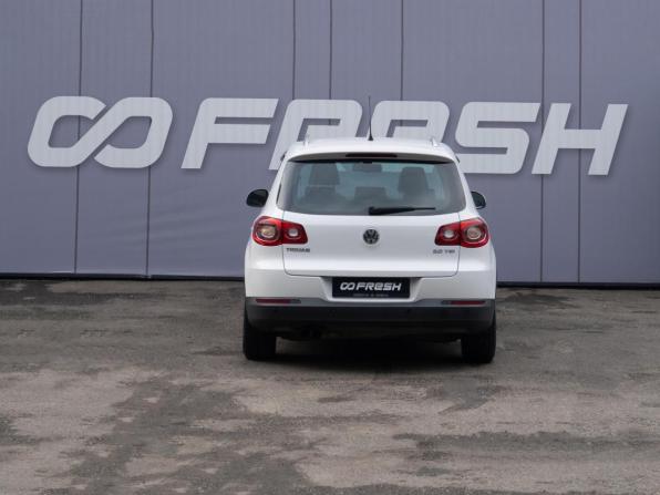 Volkswagen Tiguan I с пробегом 2009 года, цена 1 099 000 рублей, 256088 км, внедорожник, Автокод Объявления