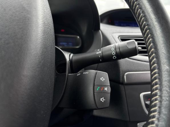 Renault Megane III Рестайлинг с пробегом 2013 года, цена 658 000 рублей, 187052 км, хэтчбек, Автокод Объявления