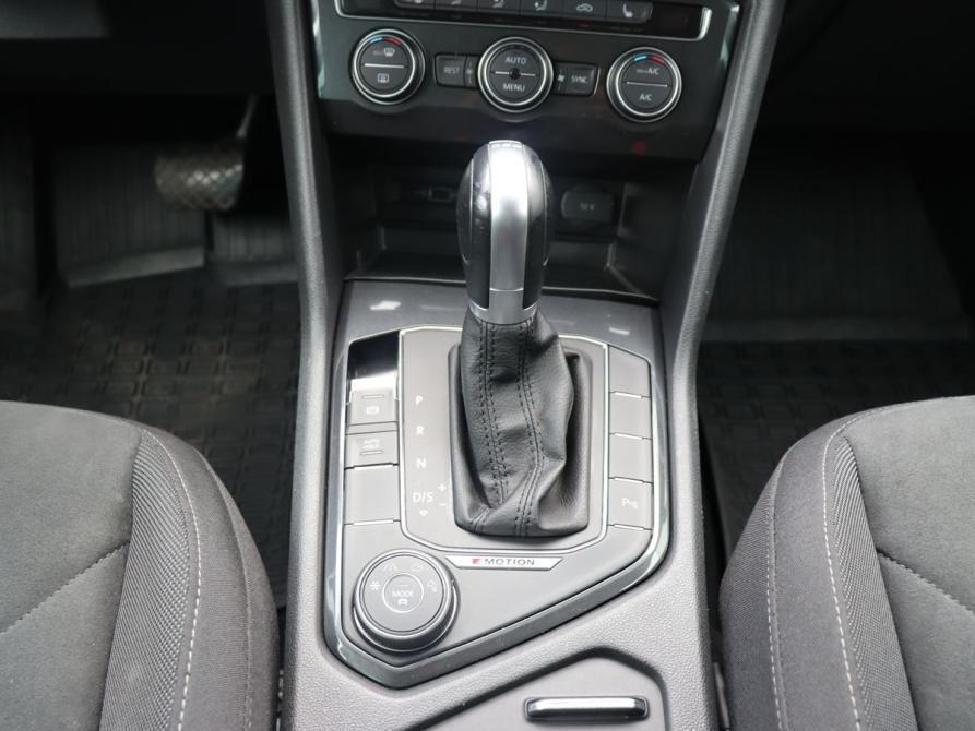 Volkswagen Tiguan II Москва  - изображение 19