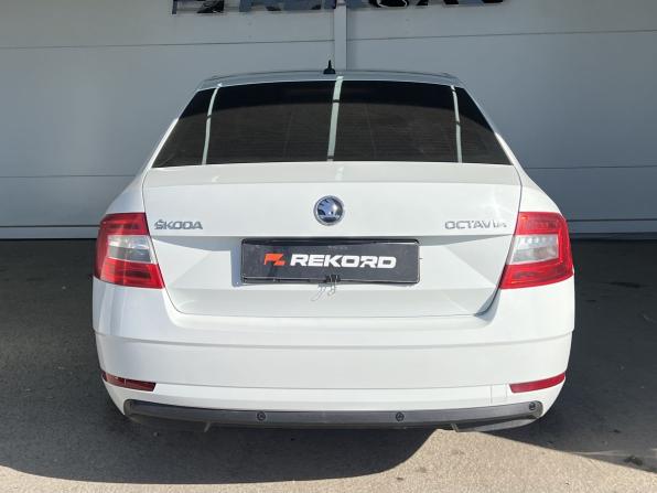 Skoda Octavia III (A7) Рестайлинг с пробегом 2020 года, цена 1 249 000 рублей, 449300 км, лифтбек, Автокод Объявления