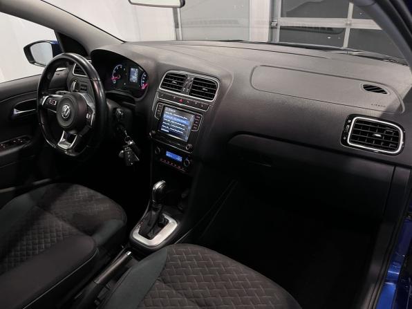 Volkswagen Polo V Рестайлинг с пробегом 2020 года, цена 1 530 000 рублей, 60829 км, седан, Автокод Объявления