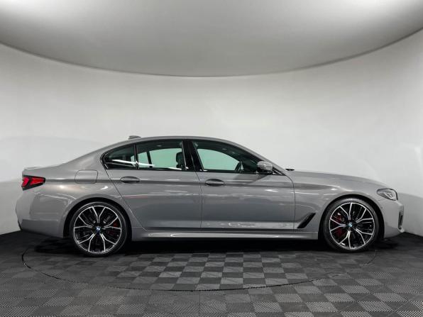 BMW 5 серии VII (G30/G31/G38) Рестайлинг с пробегом 2022 года, цена 7 972 134 рубля, 20500 км, седан, Автокод Объявления