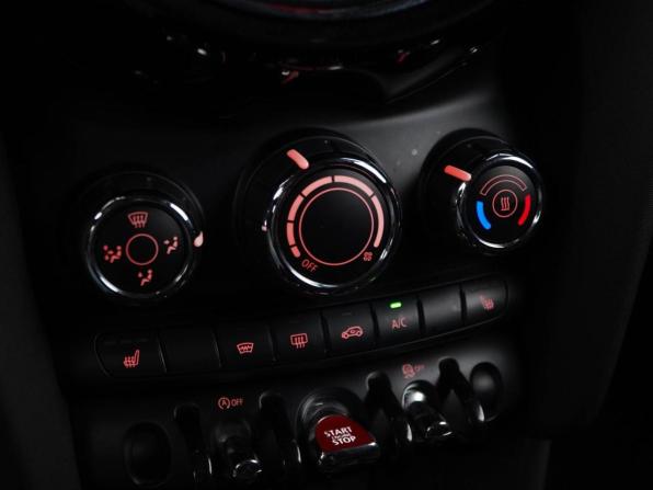 Mini Hatch III (F55/F56) с пробегом 2016 года, цена 1 299 777 рублей, 179326 км, хэтчбек, Автокод Объявления