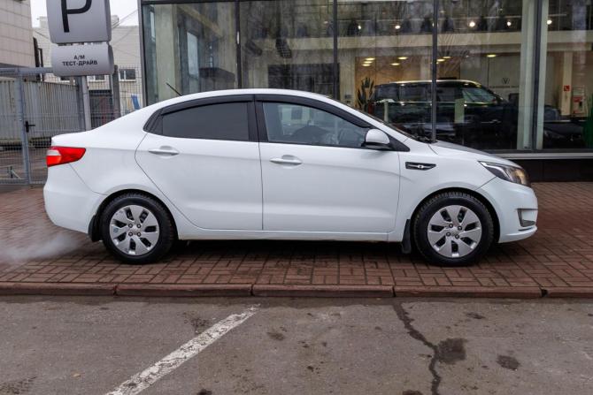 Kia Rio III с пробегом 2013 года, цена 770 000 рублей, 170000 км, седан, Автокод Объявления