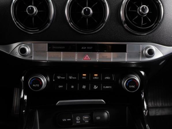 Kia Stinger I с пробегом 2018 года, цена 2 149 000 рублей, 161514 км, лифтбек, Автокод Объявления