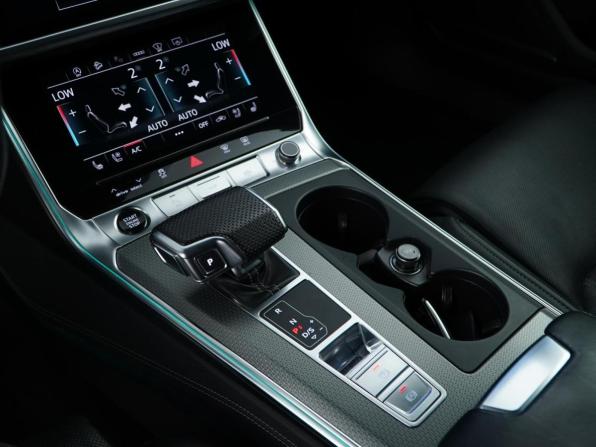 Audi A6 allroad IV (C8) с пробегом 2021 года, цена 4 957 077 рублей, 151908 км, универсал, Автокод Объявления
