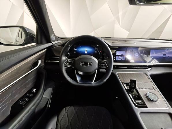 Geely Monjaro I с пробегом 2025 года, цена 3 490 000 рублей, 27496 км, внедорожник, Автокод Объявления