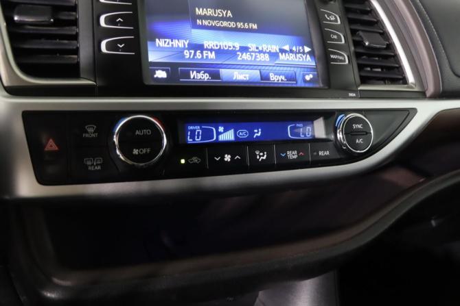 Toyota Highlander III (XU50) с пробегом 2014 года, цена 2 399 990 рублей, 216527 км, внедорожник, Автокод Объявления