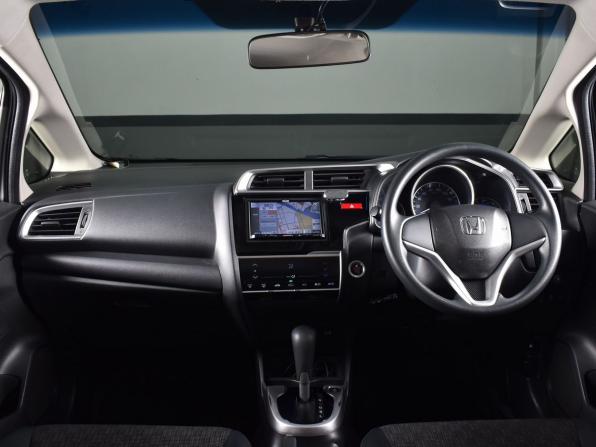 Honda Fit III с пробегом 2015 года, цена 1 049 995 рублей, 99733 км, хэтчбек, Автокод Объявления