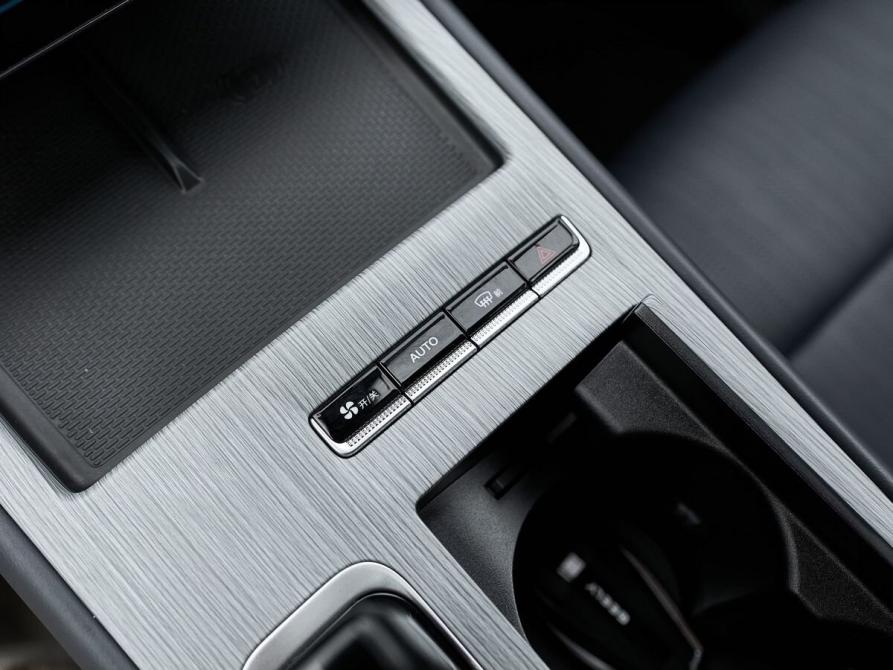 Geely Atlas II Казань  - изображение 12