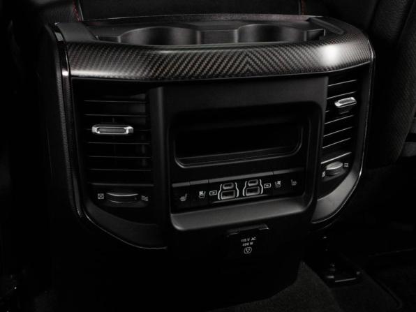 Ram 1500 V с пробегом 2022 года, цена 11 000 000 рублей, 87758 км, offers.body_type.unknown, Автокод Объявления