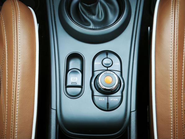 Mini Countryman II Рестайлинг с пробегом 2021 года, цена 2 375 000 рублей, 131757 км, внедорожник, Автокод Объявления