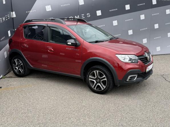 Renault Sandero II Рестайлинг с пробегом 2021 года, цена 1 399 000 рублей, 43269 км, хэтчбек, Автокод Объявления
