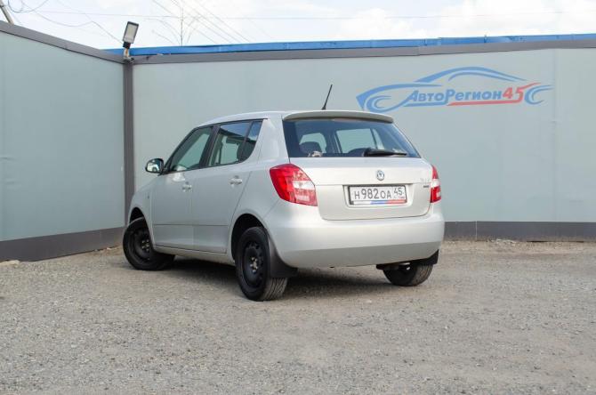Skoda Fabia II Рестайлинг с пробегом 2012 года, цена 523 000 рублей, 121000 км, хэтчбек, Автокод Объявления